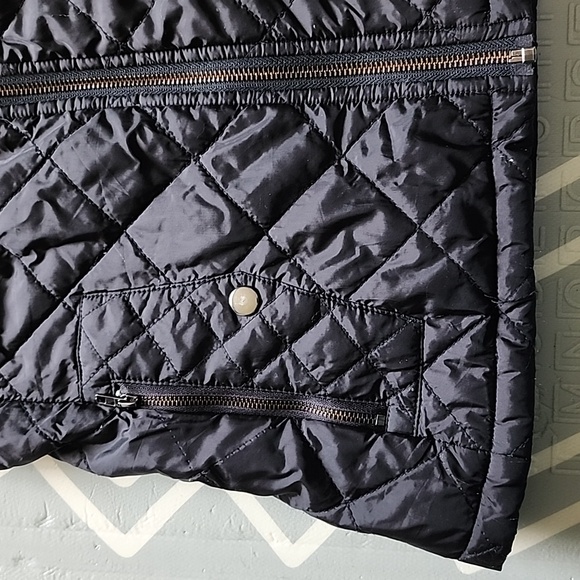 Womens Vest - Picture 4 of 5